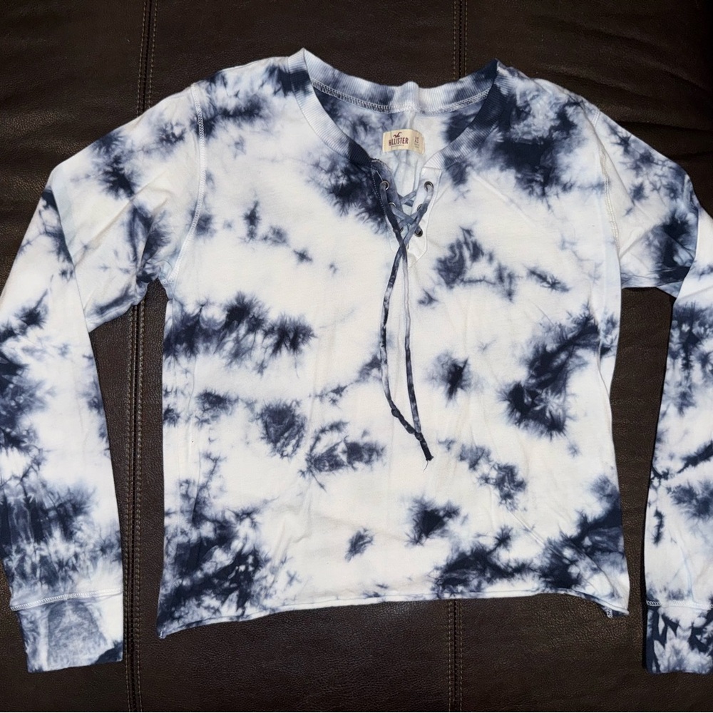 Hollister Tie-Dye Lace-Up Long Sleeve Top